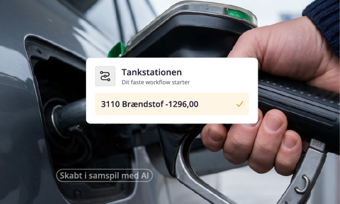 Et billede af en hånd, der tanker en bil med en boks, der viser posteringen fra købet af benzin foran