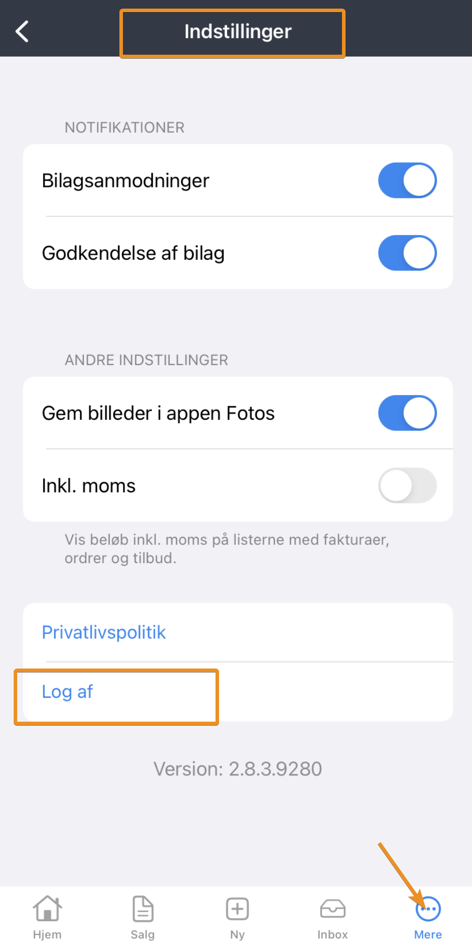 Viser hvordan du finder "log af" på appen på en iPhone
