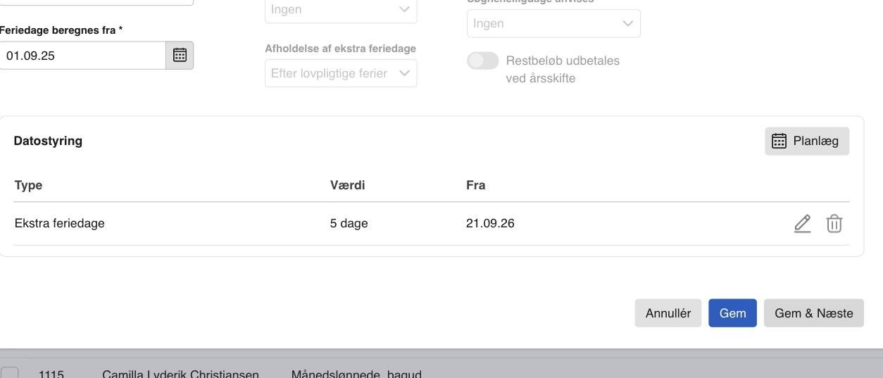 Viser en planlagt ændring med redigér- og slet-ikon – bruges til at rette eller fjerne en planlagt ændring.