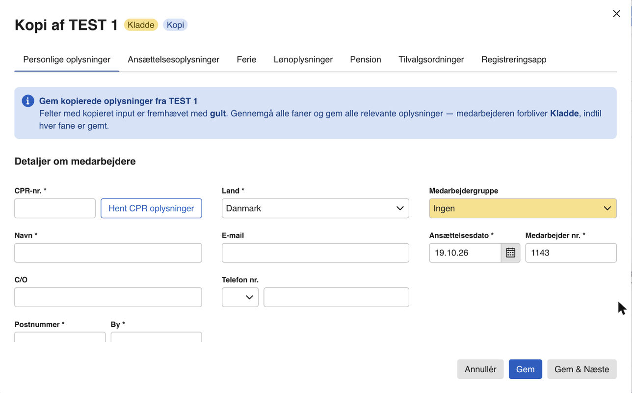 Viser fanen Personlige oplysninger i en kopi af en medarbejder – bruges til at udfylde den nye medarbejders stamdata.