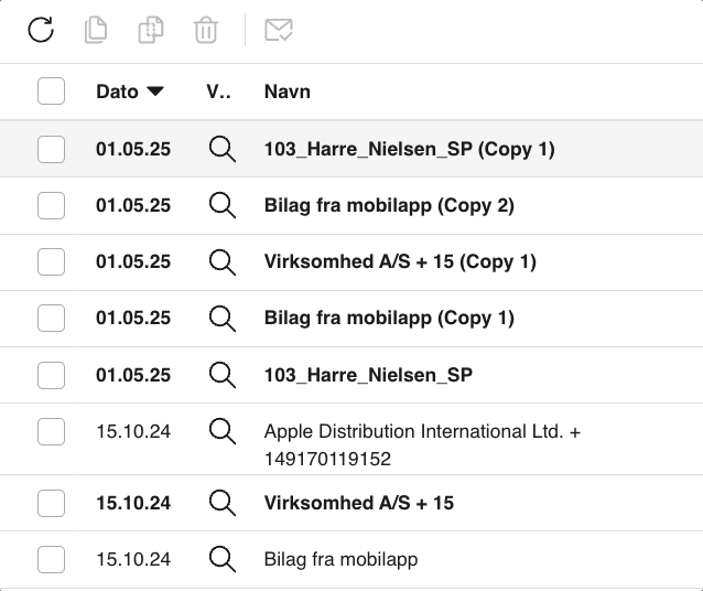 Viser en liste af bilag med afkrydsningsfelter i Indbakken – bruges til at vælge et eller flere bilag til videre behandling.