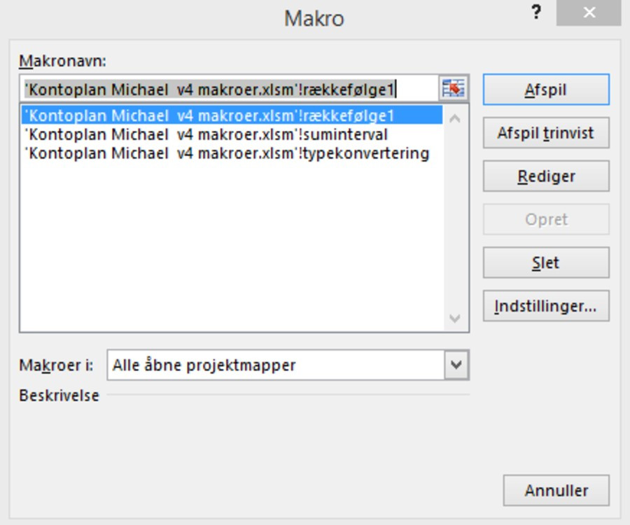 Viser en kontoplan med overskrifter uden kontonumre i Excel – bruges til at identificere hvilke linjer, der skal rettes manuelt før import.