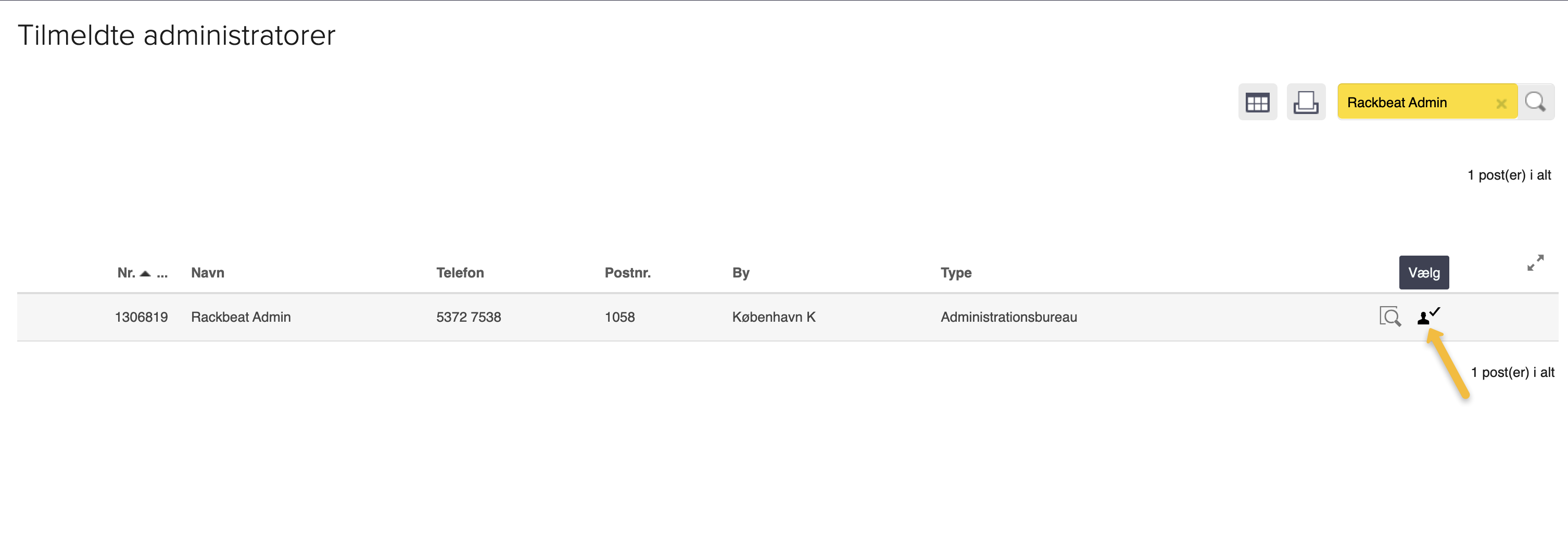 Viser 'giv adgang'-ikonet i oversigten 'Tilmeldte administratorer' – bruges til at give Rackbeat administratoradgang.