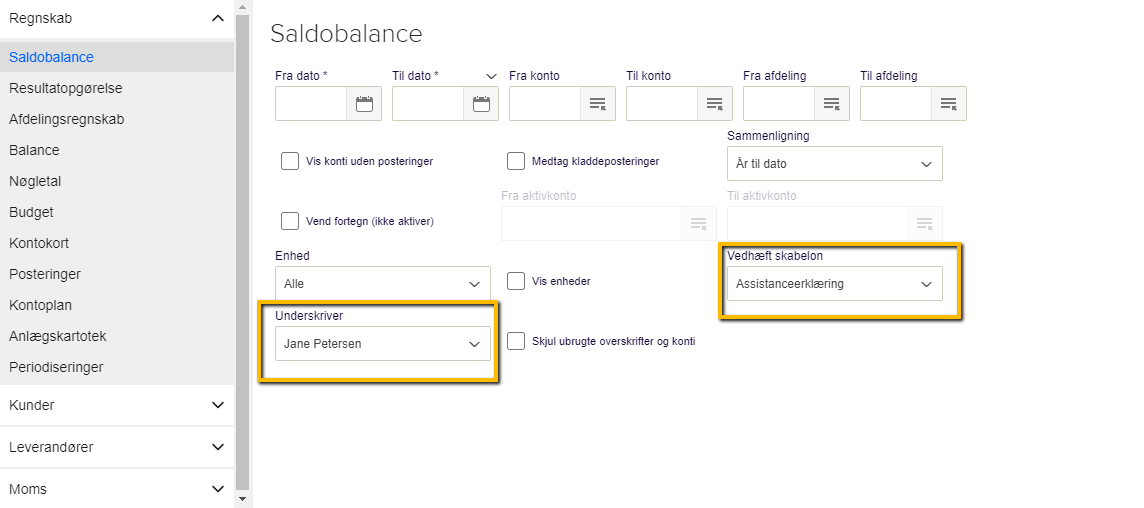Viser valg af skabelonen 'Assistanceerklæring' og en underskriver i rapporten Saldobalance – bruges til at udskrive en saldobalance med en assistanceerklæring.