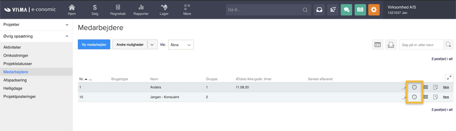 Viser tidsregistreringsikonet i medarbejderoversigten – bruges til at åbne den valgte medarbejders tidsregistrering.