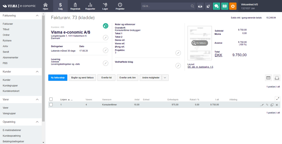 Viser en fakturakladde med en varelinje for et klippekort i fakturering – bruges til at fakturere en kunde for forudkøbte timer.